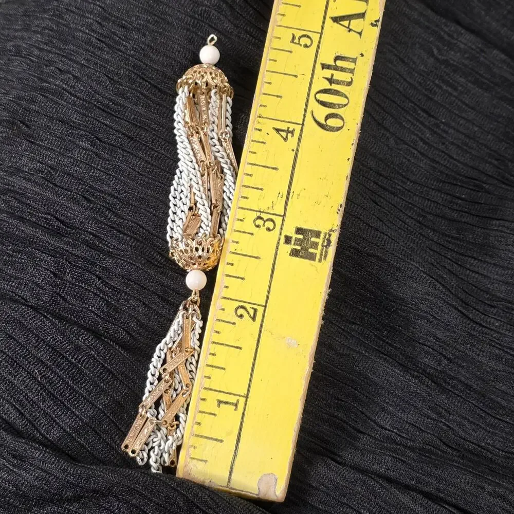 Vintage Mod White Enamel Gold Tone Tassel Pendant Necklace Statement Boho